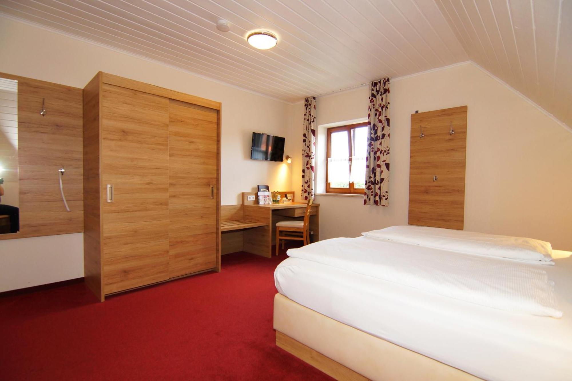 Gasthaus Und Landhotel Wiedmann Eresing Kültér fotó