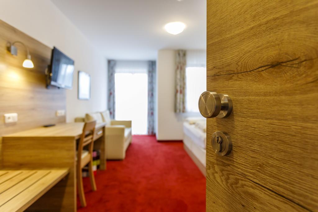 Gasthaus Und Landhotel Wiedmann Eresing Kültér fotó