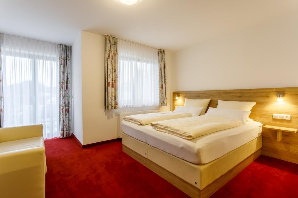 Gasthaus Und Landhotel Wiedmann Eresing Kültér fotó